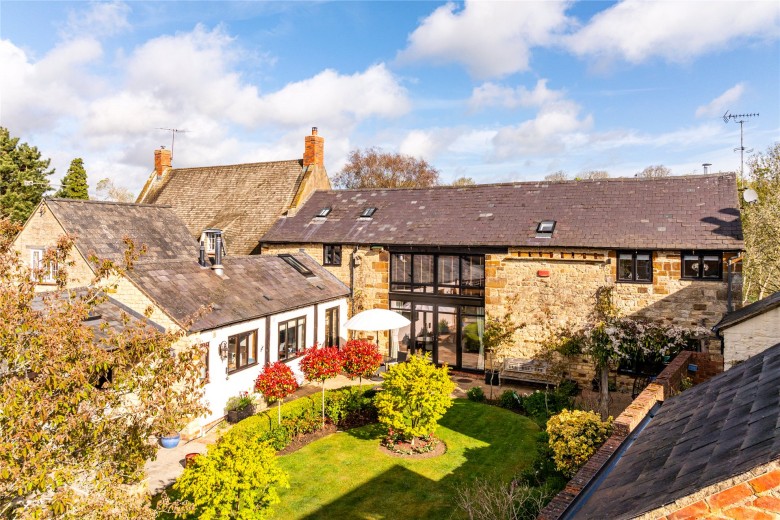 Click the photo for more details of Water Lane, Bradden, NN12