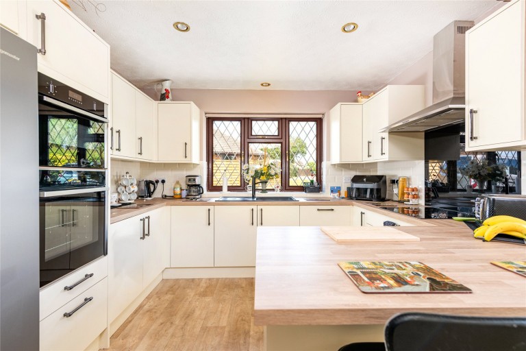 Images for Butlins Lane, Roade, NN7