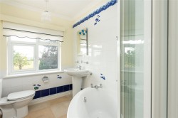 Images for Park Road, Hartwell, NN7