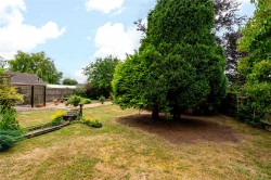 Images for Park Road, Hartwell, NN7