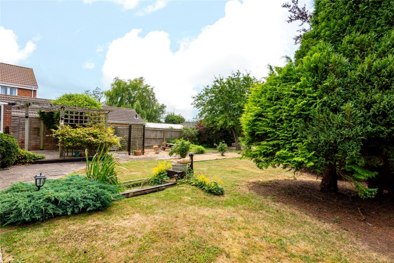 Images for Park Road, Hartwell, NN7