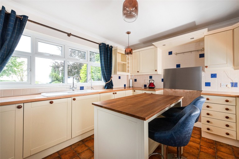 Images for Park Road, Hartwell, NN7