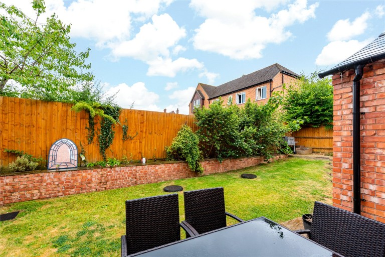 Images for Rose Acre Close, Weedon, NN7