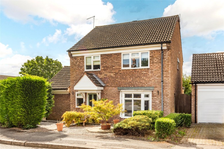 Click the photo for more details of Home Close, Greens Norton, NN12