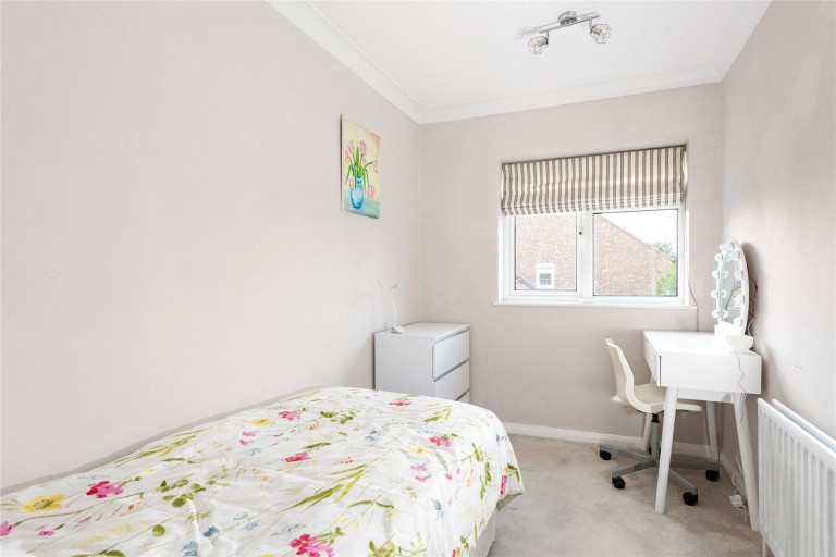 Images for Home Close, Greens Norton, NN12