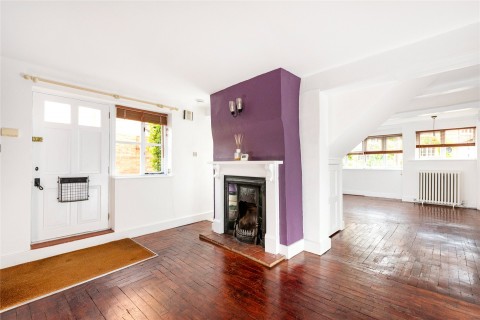 Click the photo for more details of High Street, Greens Norton, NN12