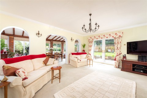 Click the photo for more details of High Street, Tingrith, MK17