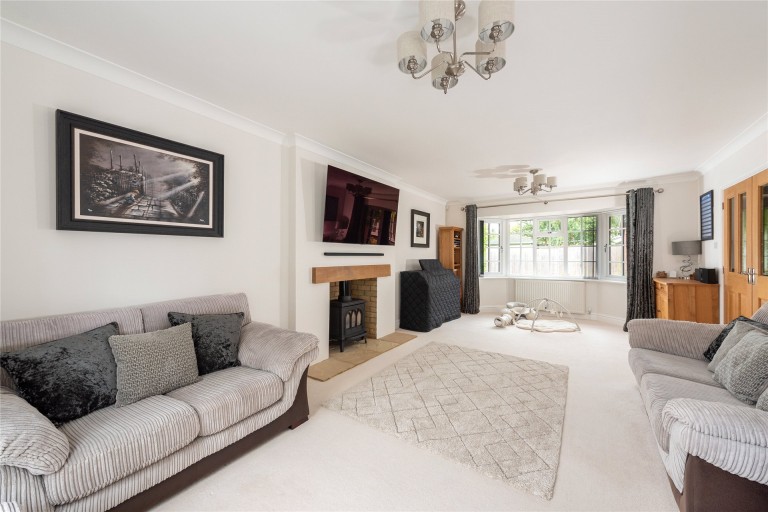 Images for Oak Barn Close, Cranfield, MK43