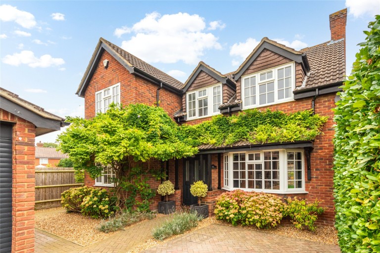 Images for Oak Barn Close, Cranfield, MK43