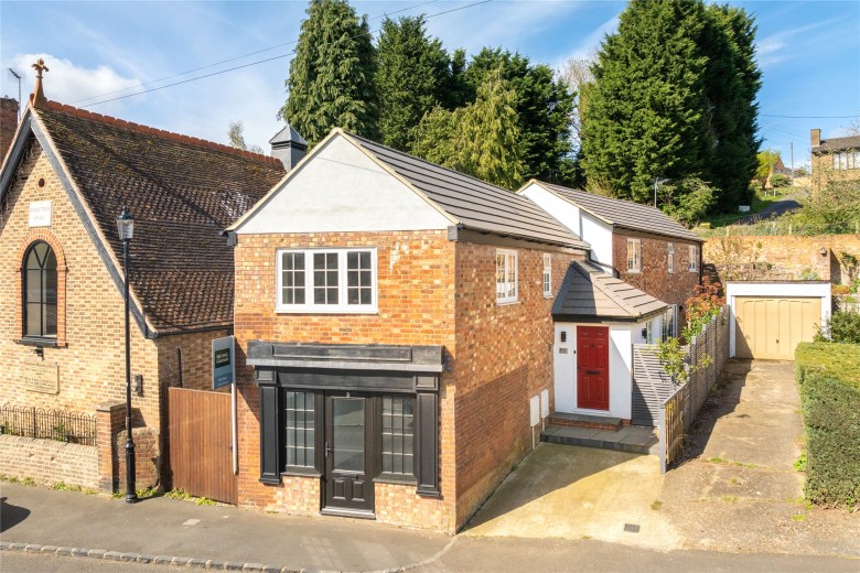 Click the photo for more details of The Square, Aspley Guise, MK17