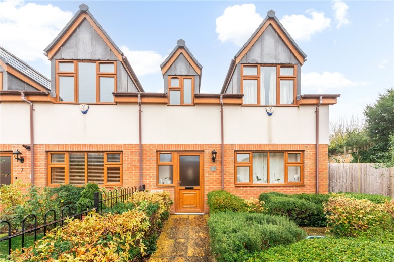 Click the photo for more details of Club Lane, Woburn Sands, MK17