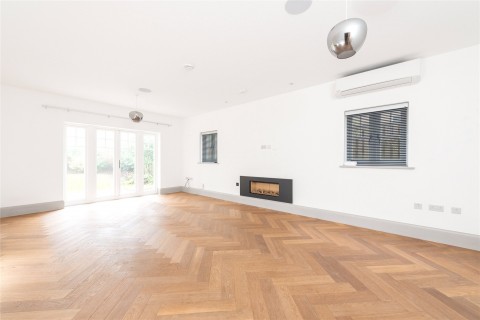 Click the photo for more details of Church Road, Aspley Heath, MK17