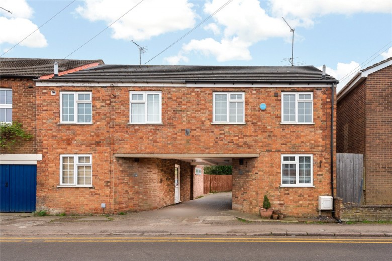 Click the photo for more details of Aspley Hill, Woburn Sands, MK17