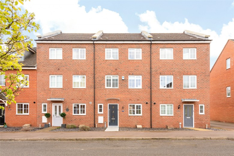 Click the photo for more details of Sturdy Lane, Woburn Sands, MK17