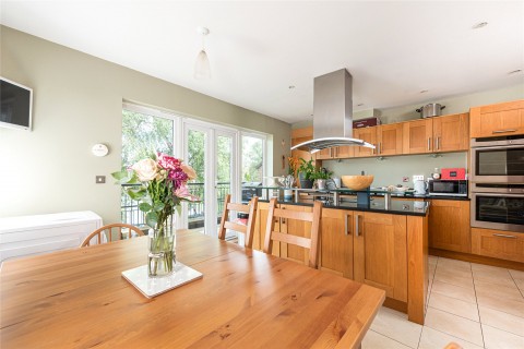 Click the photo for more details of Felsted, Caldecotte, MK7