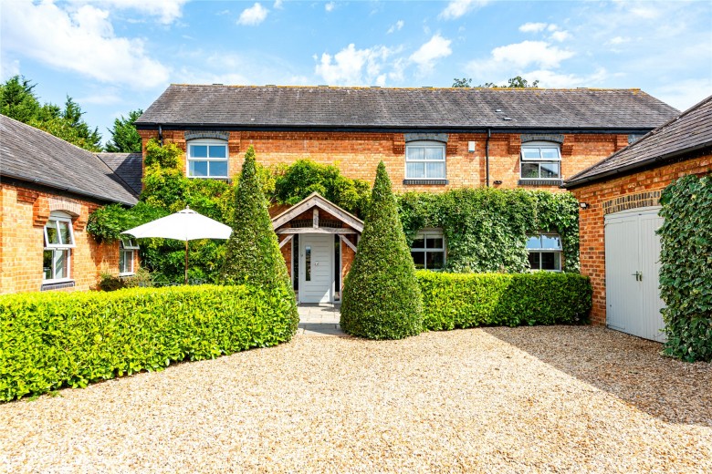 Click the photo for more details of Russwell Lane, Little Brickhill, MK17
